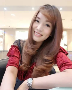 มาดามเปิ้ล สาวสวย