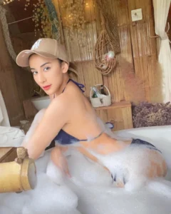 กิ๊ก ธัณญภัคส์ 18+