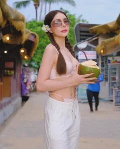 เฮเลน่า สาระการ เซ็กซี่